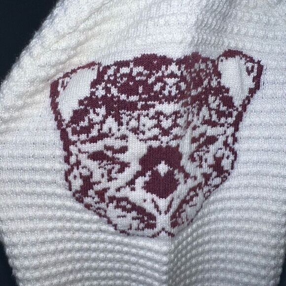 CM White Waffle Texture Long Sleeve Pullover Top White with Knit Tigers Women’s - Picture 9 of 10